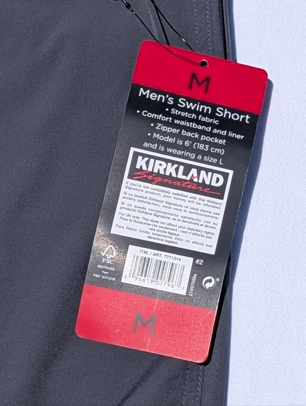 Kirkland Signature Men's Swim Trunks Size M - Picture 13 of 15